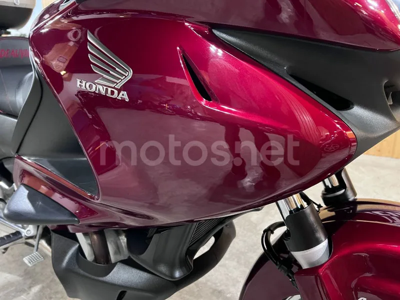 Honda NT700V Deauville - Vista 19