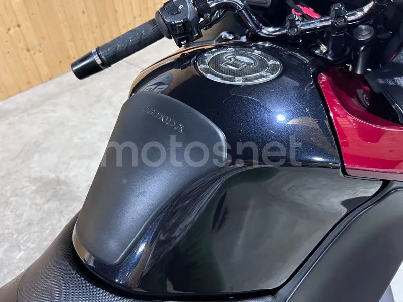 Honda NT700V Deauville - Vista 27