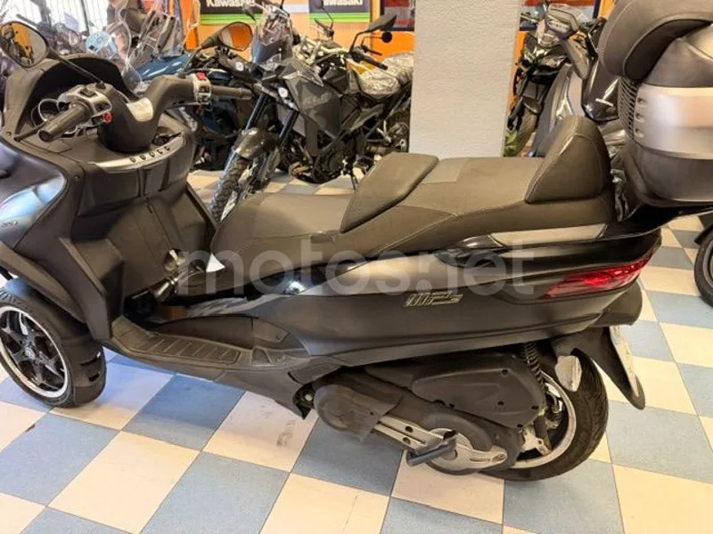 Piaggio MP3 500 LT Sport - Vista 11