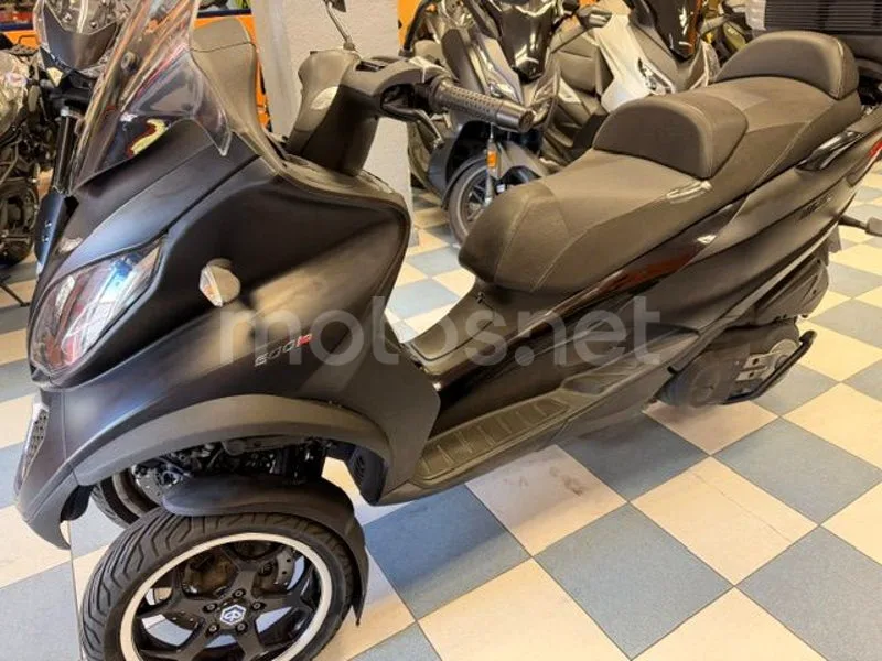 Piaggio MP3 500 LT Sport - Vista 13