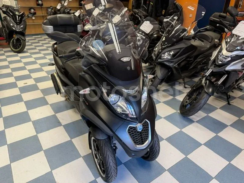 Piaggio MP3 500 LT Sport - Vista 16