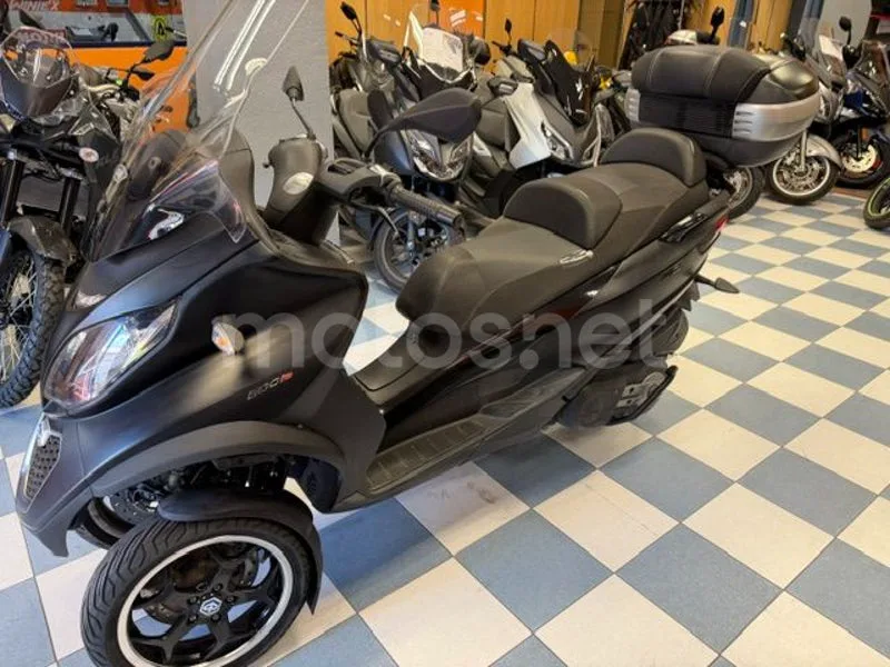 Piaggio MP3 500 LT Sport - Vista 5