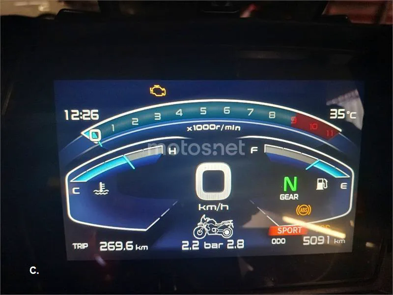 Voge 900DSX - Vista 4