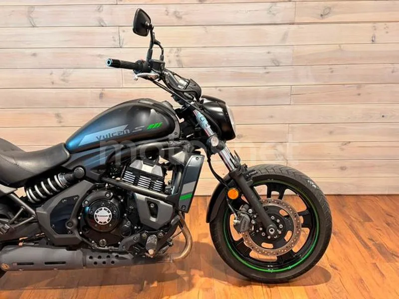Kawasaki Vulcan S - Vista 8