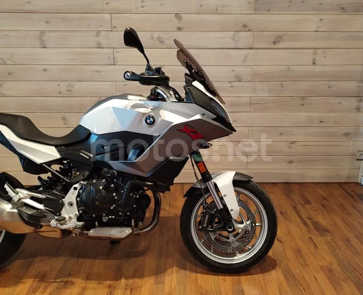 BMW F 900 XR - Vista 3
