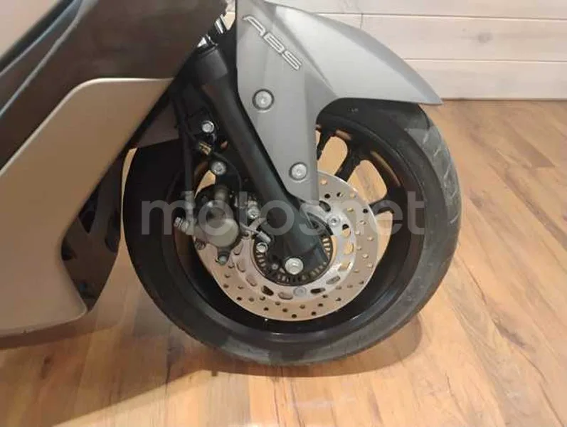 Yamaha NMAX - Vista 9