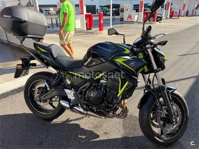 Kawasaki Z650 - Vista 5
