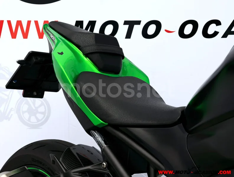 Kawasaki Z900 - Vista 11