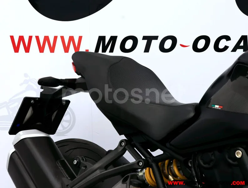 Ducati Monster 821 - Vista 11