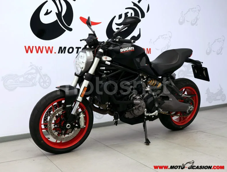Ducati Monster 821 - Vista 8