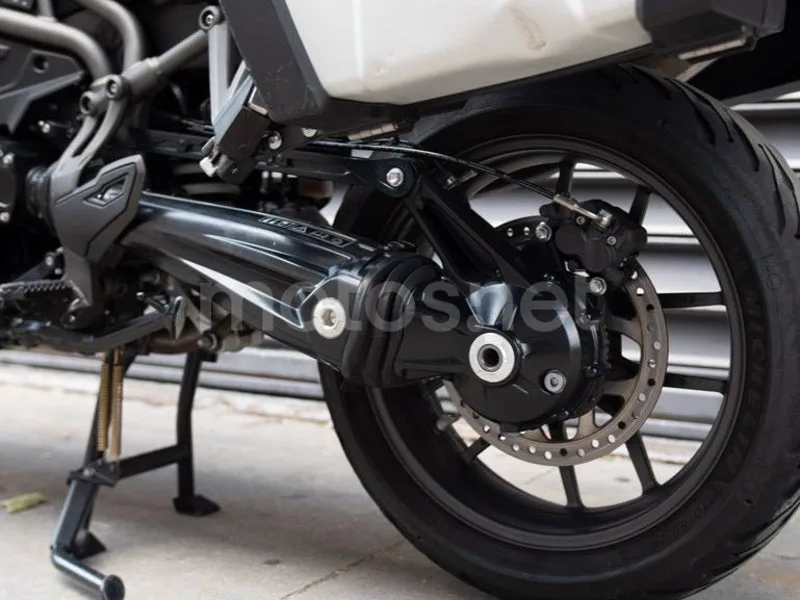 Triumph Tiger Explorer - Vista 18