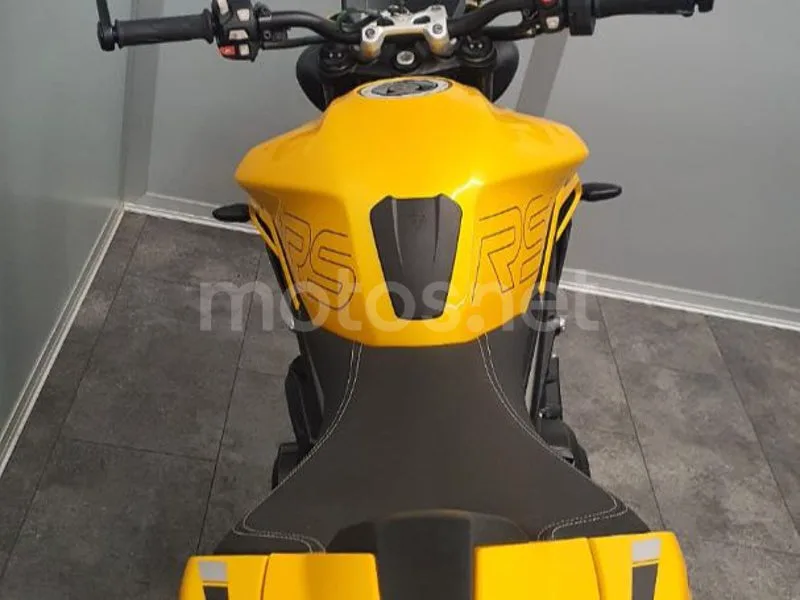 Triumph Street Triple 765 - Vista 5