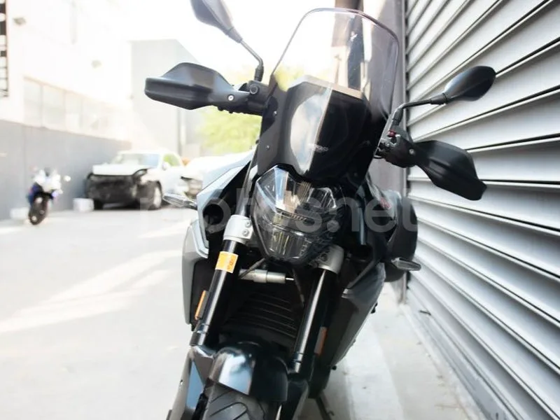 BMW F 900 R - Vista 13