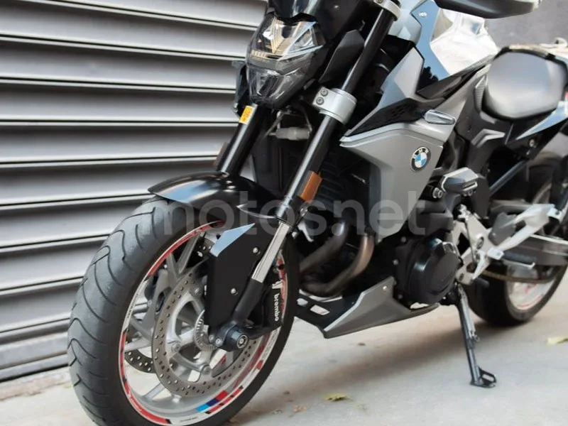 BMW F 900 R - Vista 17