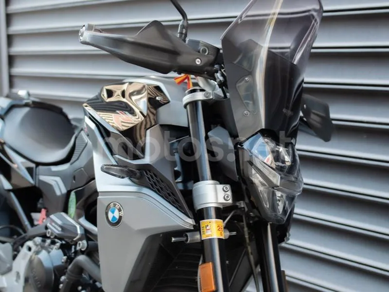 BMW F 900 R - Vista 3