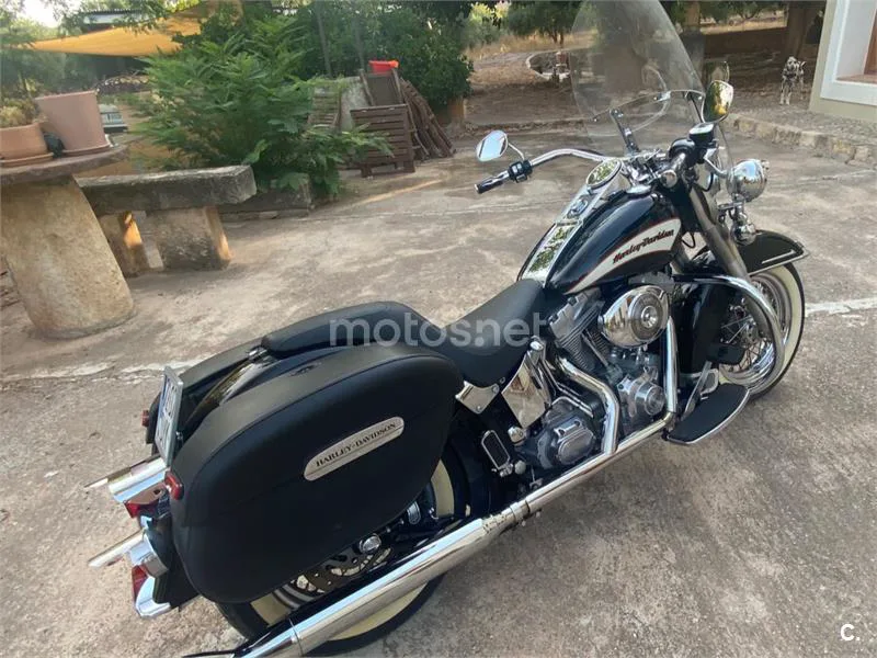 Harley-Davidson Heritage Softail - Vista 3