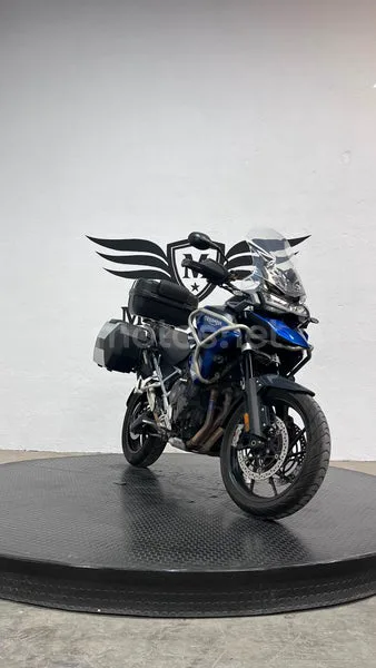 Triumph Tiger 1200 GT - Vista 7