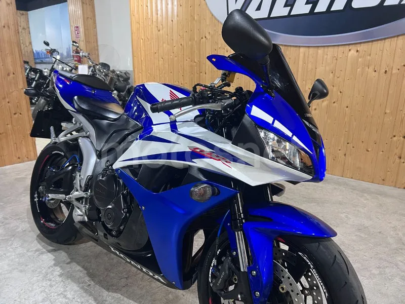 Honda CBR600RR 5500 € 2007 Valencia - 2
