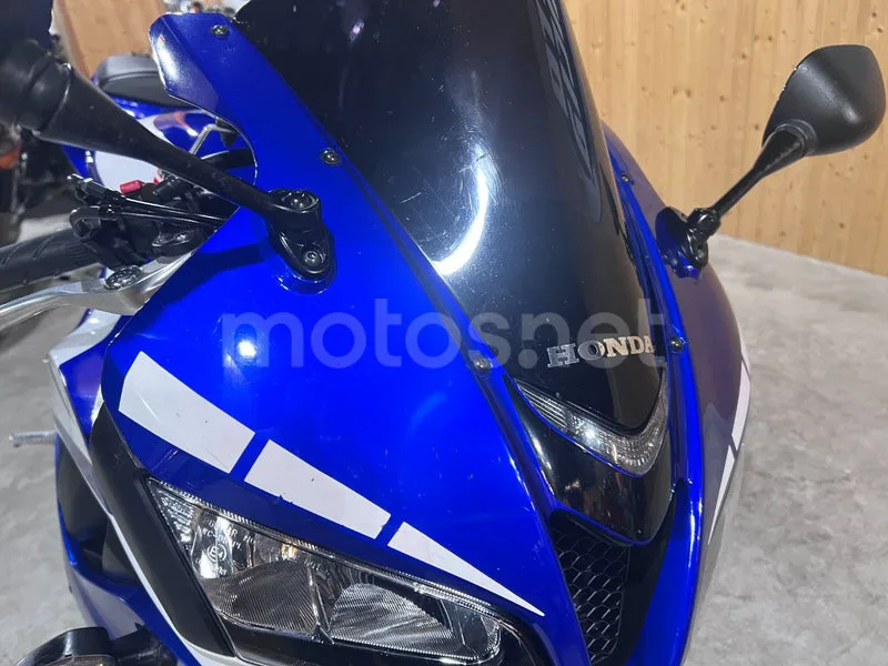 Honda CBR600RR - Vista 12