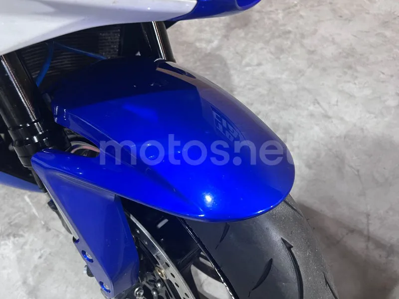 Honda CBR600RR - Vista 14