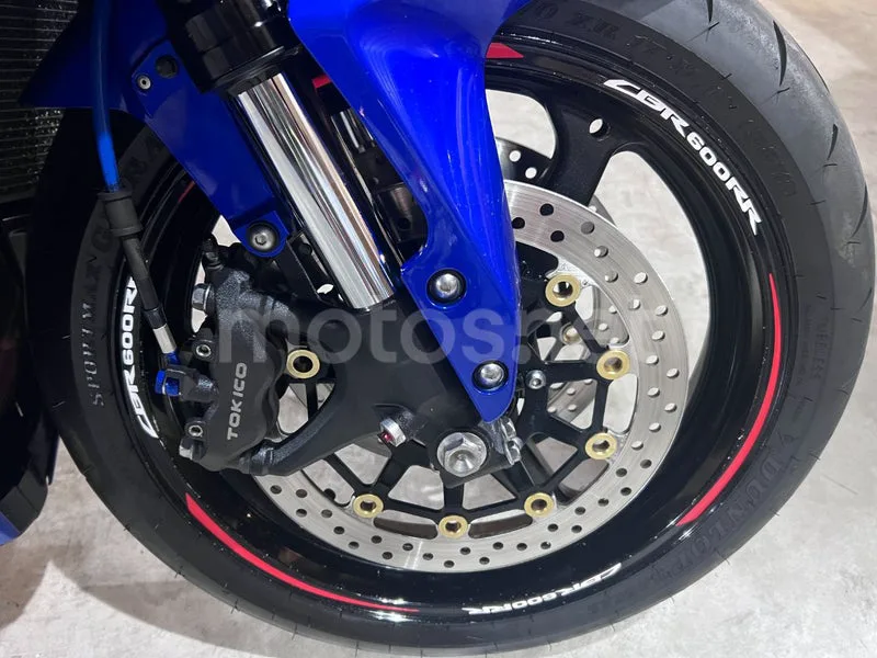 Honda CBR600RR - Vista 15