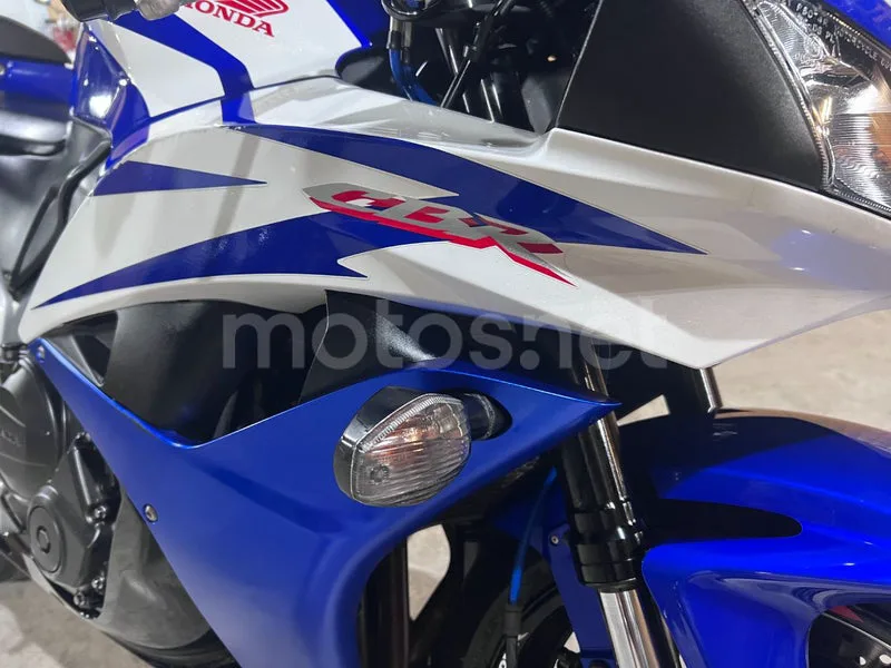 Honda CBR600RR - Vista 17