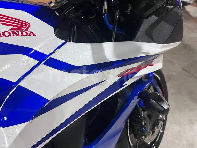 Honda CBR600RR - Vista 19