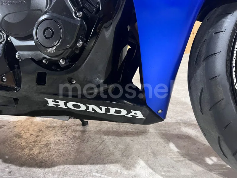 Honda CBR600RR - Vista 22