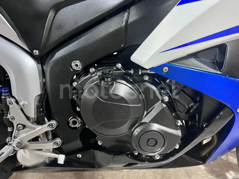 Honda CBR600RR - Vista 24