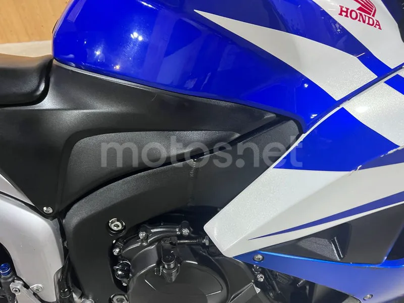 Honda CBR600RR - Vista 25