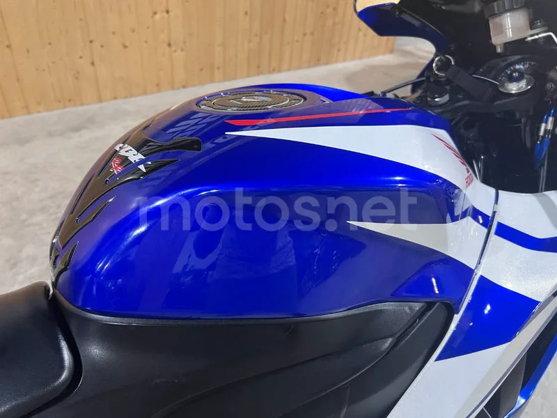 Honda CBR600RR - Vista 27