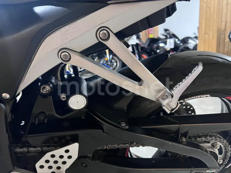 Honda CBR600RR - Vista 56