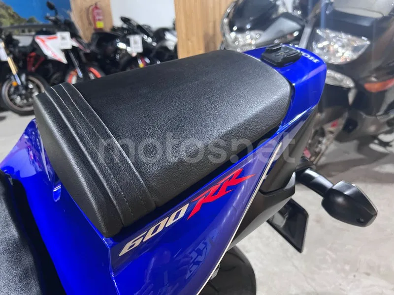 Honda CBR600RR - Vista 58