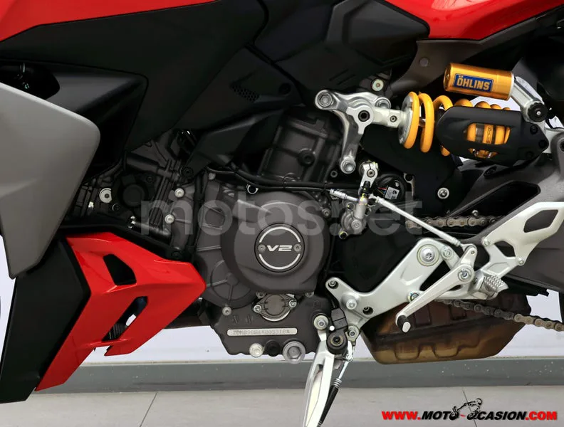 Ducati Streetfighter V2 - Vista 10