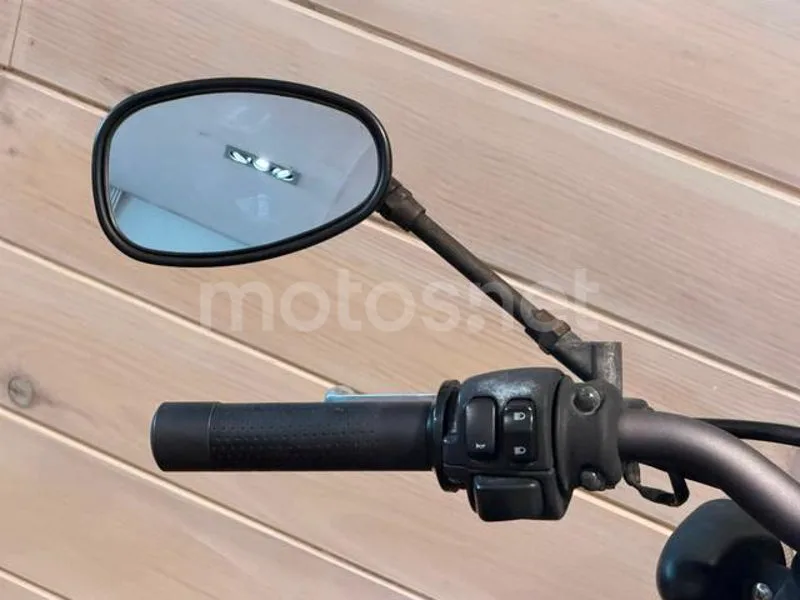 Keeway K-Light 125 - Vista 11