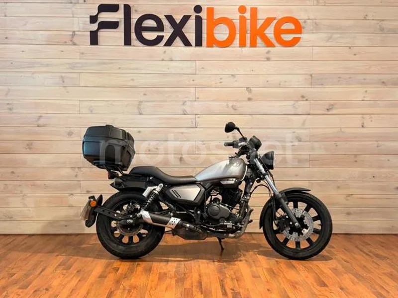 Keeway K-Light 125 - Vista 3