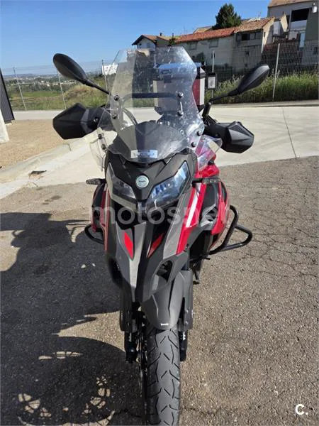 Benelli TRK 502 - Vista 5
