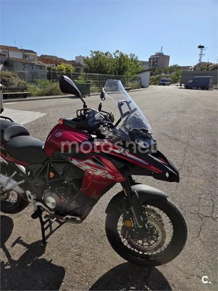 Benelli TRK 502 - Vista 10