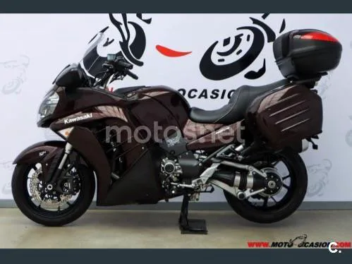 Kawasaki 1400GTR - Vista 5