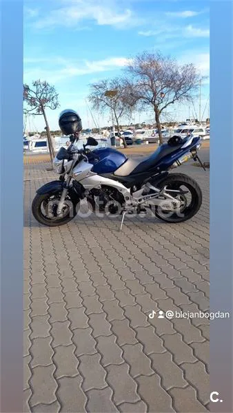 Suzuki GSR600 2600 € 2007 Huelva - 1