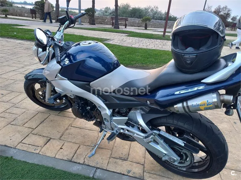Suzuki GSR600 - Vista 5