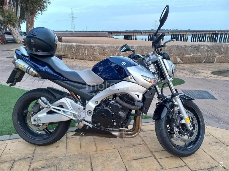 Suzuki GSR600 - Vista 6