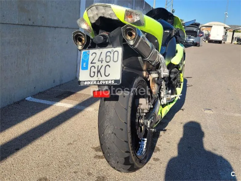 Kawasaki Ninja ZX-10R - Vista 4