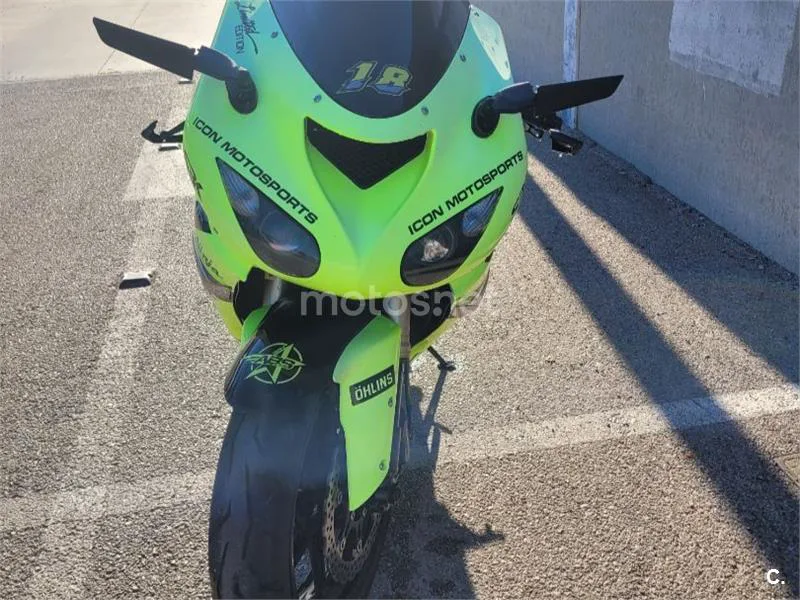 Kawasaki Ninja ZX-10R - Vista 5