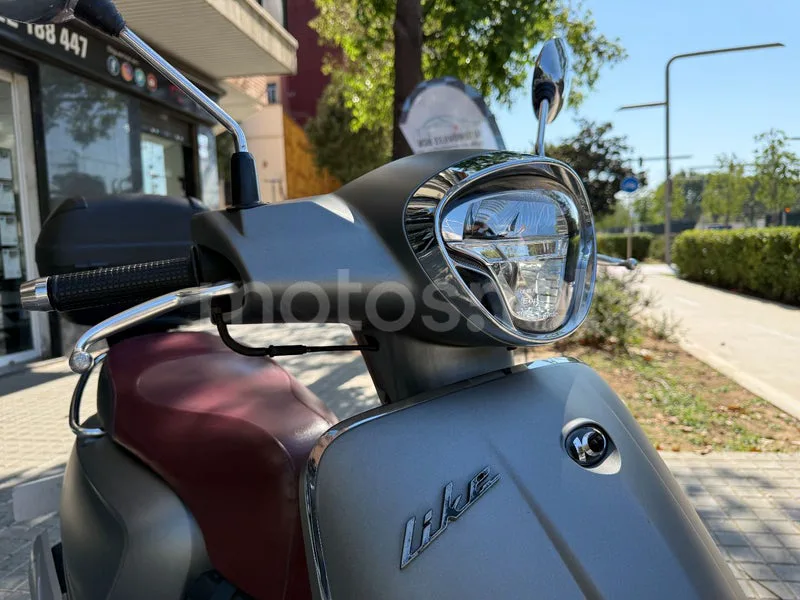 Kymco Like 125 - Vista 8