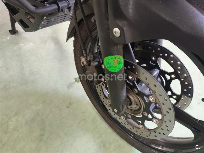 Suzuki V-Strom 650 - Vista 7
