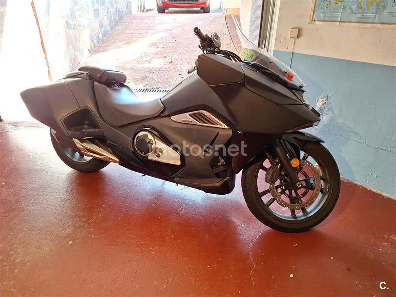 Honda NM4 Vultus - Vista 4