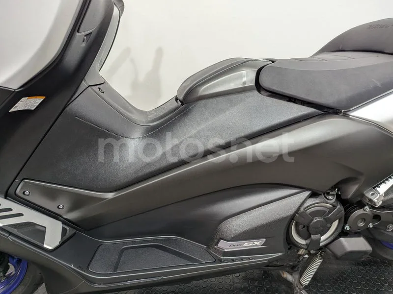 Yamaha TMAX 530 - Vista 3