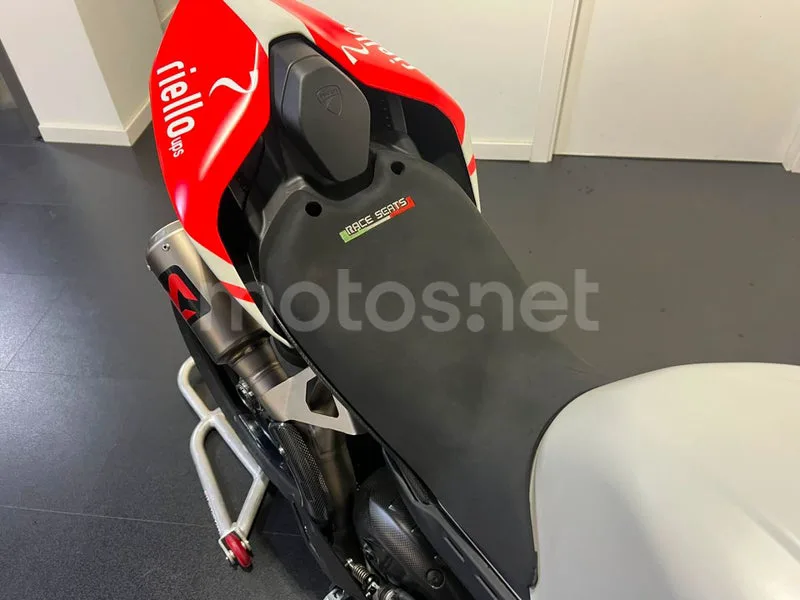 Ducati Panigale V4 - Vista 8