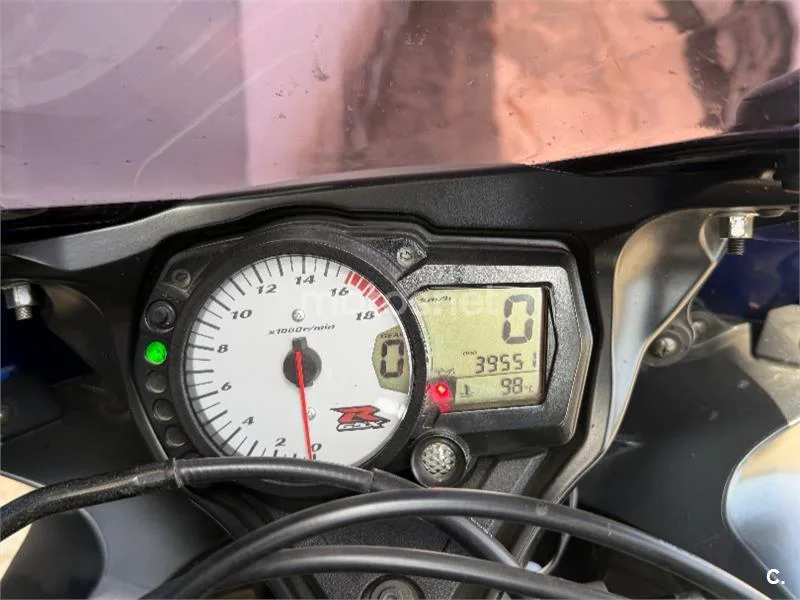 Suzuki GSX-R600 - Vista 3